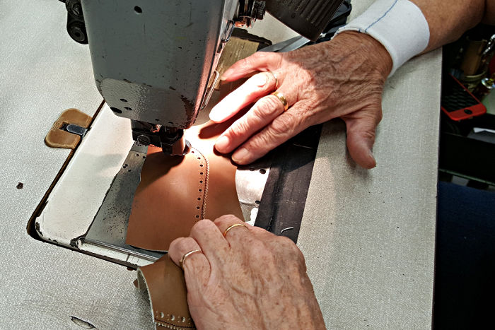 Cheaney Factory - Stitching Uppers